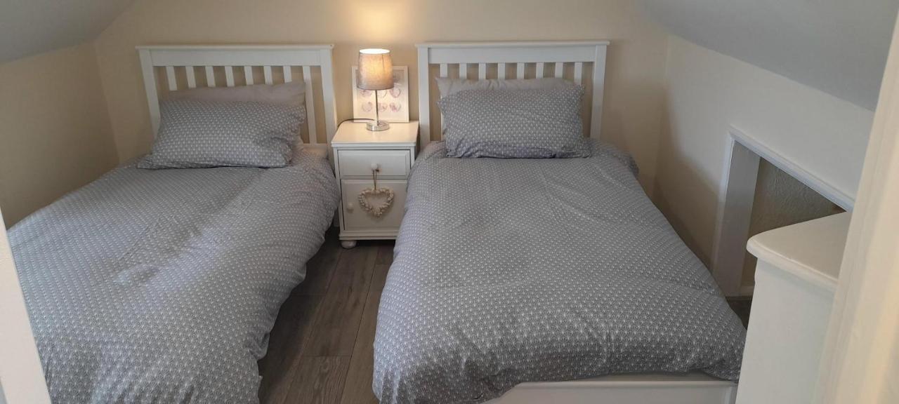 Stunning Two Storey Spacious Chalet Villa Bridlington Exterior photo